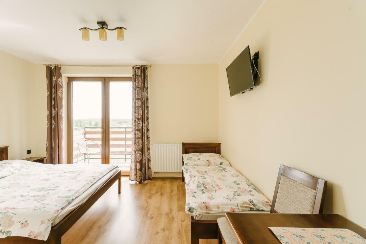 Arko - Pokoje Goscinne I Studia Ostrowo  Extérieur photo