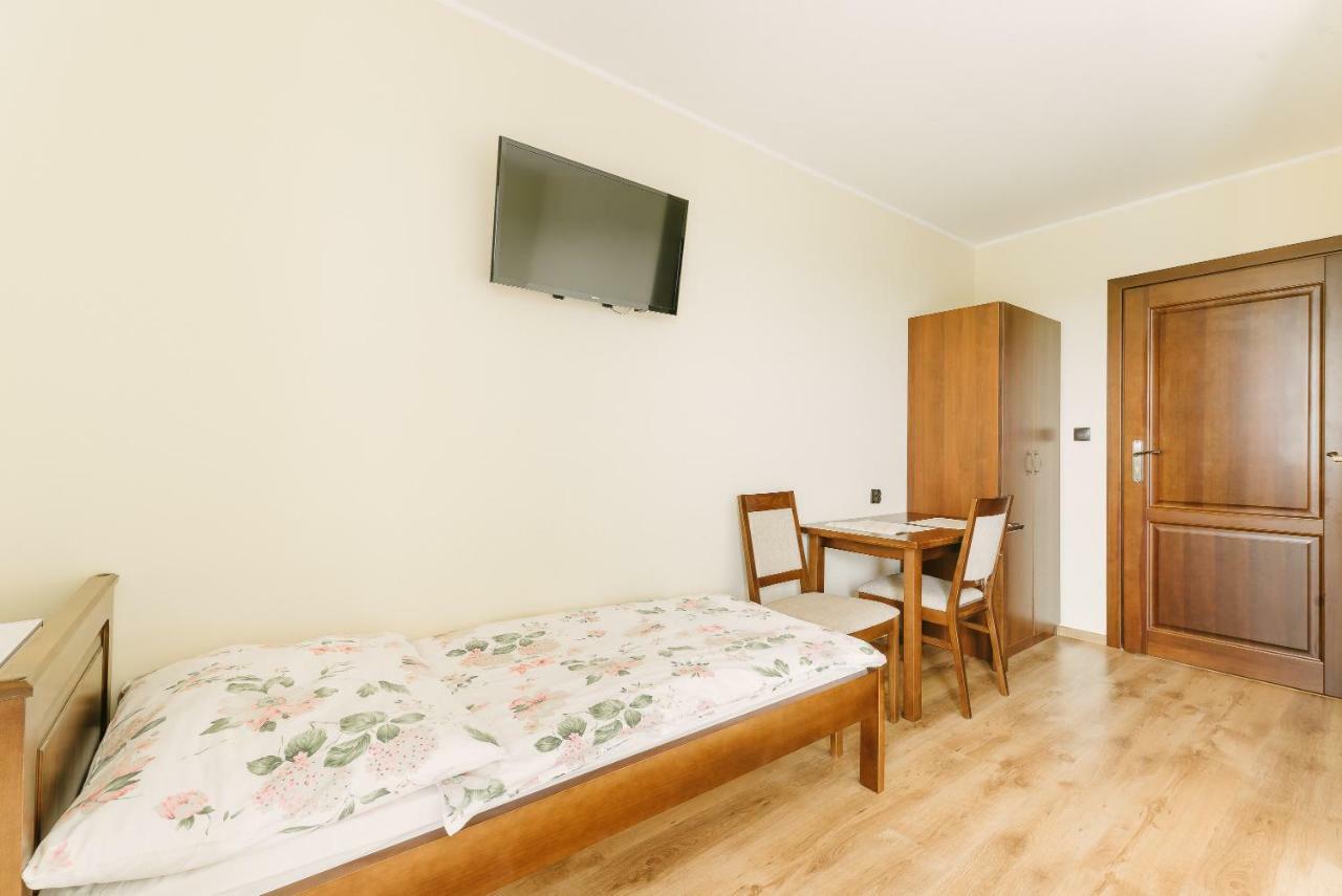 Arko - Pokoje Goscinne I Studia Ostrowo  Extérieur photo